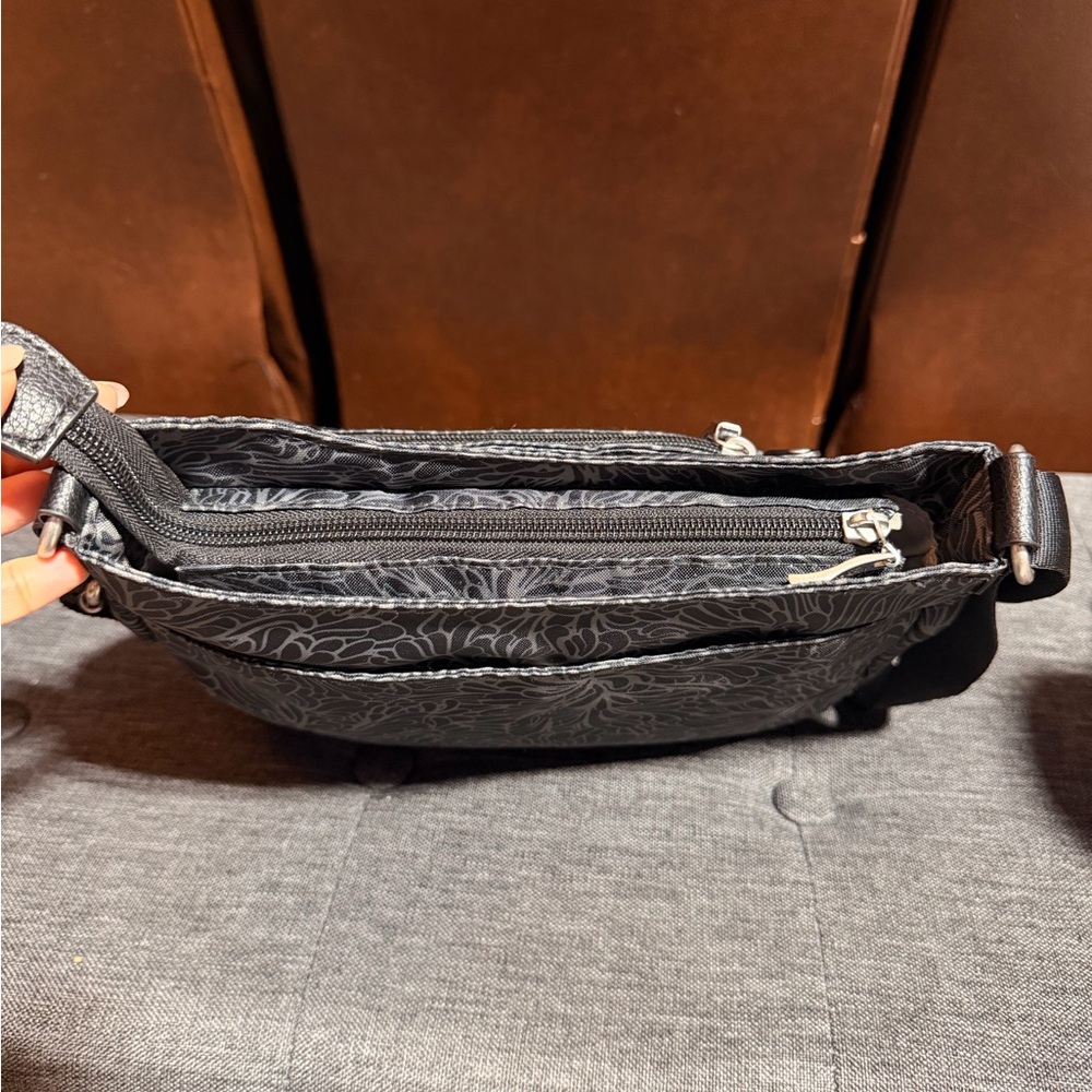 Baggallini Black and Gray Floral Crossbody Bag - Picture 5 of 9